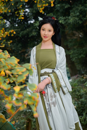 美女忍不住91视频
