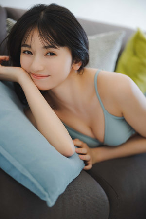 迈开腿让学才尝尝你的小兔兔